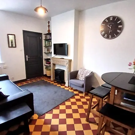 Apartment With A Garden Moulins  Exterior photo