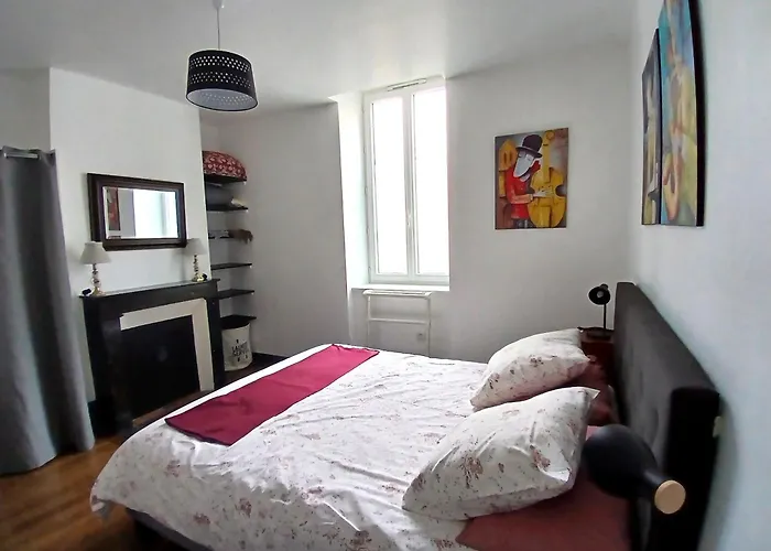 Apartment With A Garden